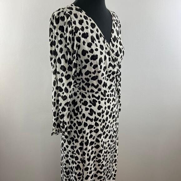 CLEOBELLA Anthropologie Black White Animal Printed Long Sleeve Wrap Midi Dress S - Picture 3 of 8